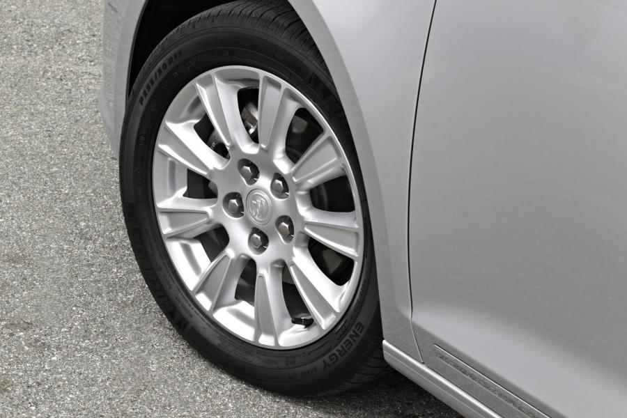  Buick LaCrosse 2013 года  (фото 3 из 27)